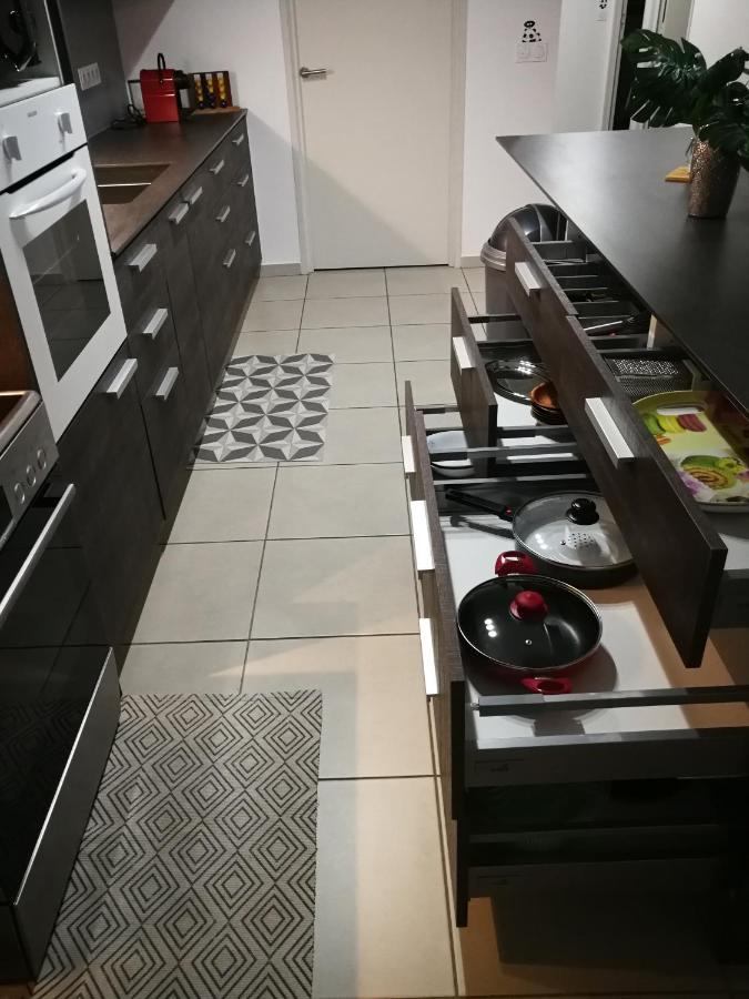 Elegant F3 A La Villa Stencer, Papeete, Calme Climatise Et Spacieux 파페에테 외부 사진